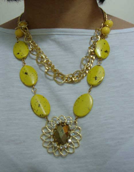 Colar Amarelo
